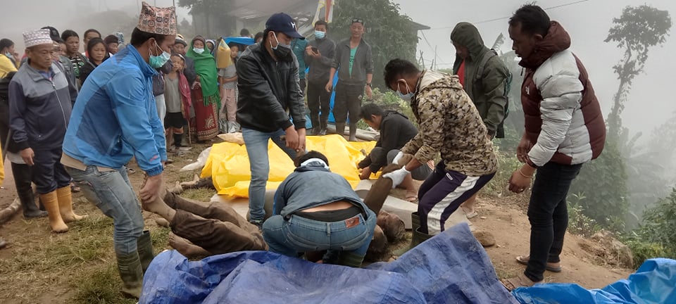 बाढीपहिरोमा परी १०१ जनाको मृत्यु