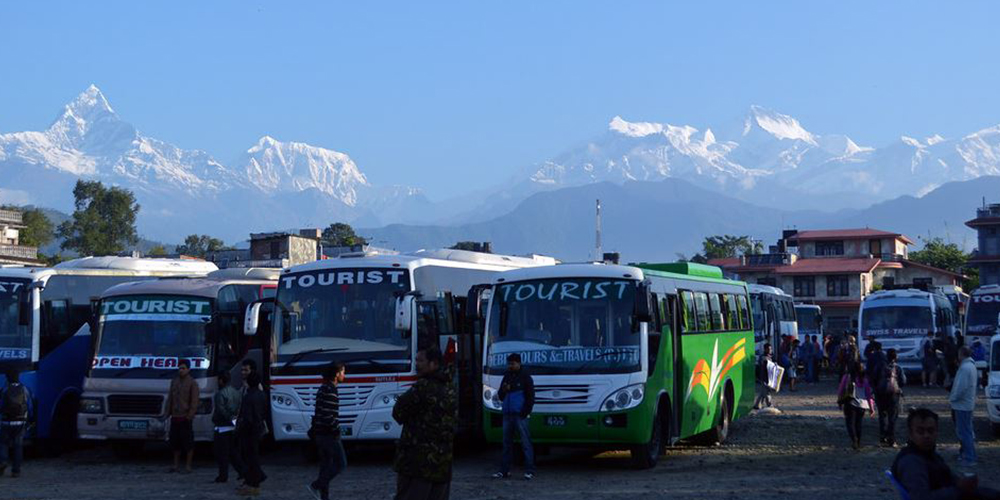 पोखरा बसपार्क क्षेत्रको सडकमा पार्किङ गर्न नपाइने