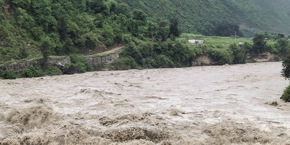 सेती नदीमा डुबेर बालक बपत्ता